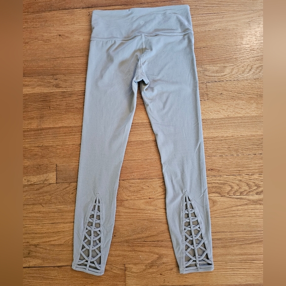 Athleta Pants - Athleta Crisscross Lace Up Light Gray Leggings Athletic Pants Womens Size XSmall